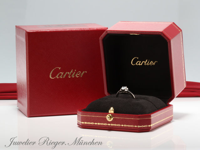 https://juwelen4you.de/ebay/cartier/schmuck/ringe/solitaer/platin/ballerine/0,46ct/IMG_0007-box2506.jpg