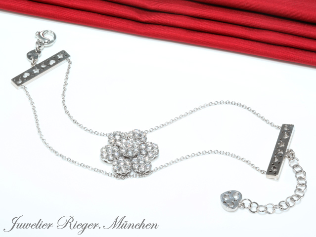 https://juwelen4you.de/ebay/pasquale-bruni/armband/fiore/wg/dia/ca.3ct/IMG_0007.JPG