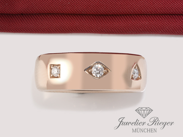 https://juwelen4you.de/ebay/pomellato/ring/iconica/rg/dia/3dia-0,1ct./IMG_0029%20Kopie.jpg